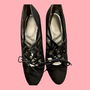 Kelly&Katie Black Suede Heels size 7.5